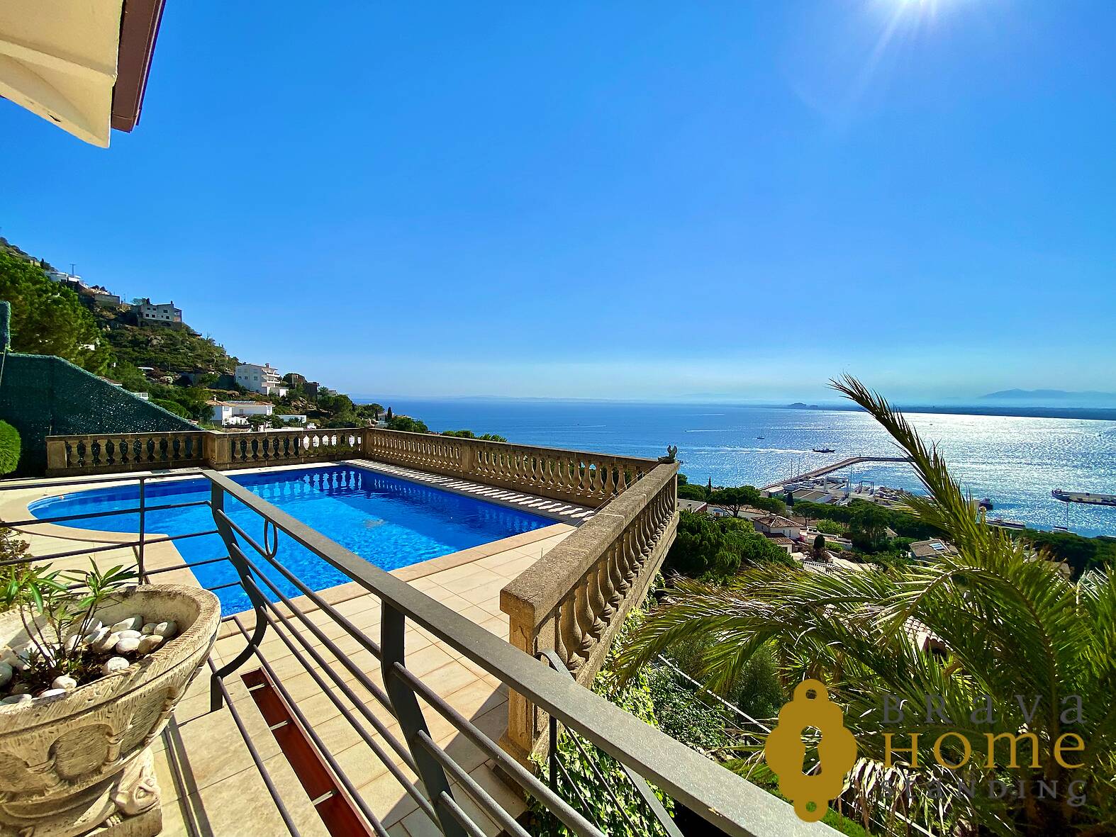 Luxosa Casa amb piscina i magnífica vista al mar a Roses