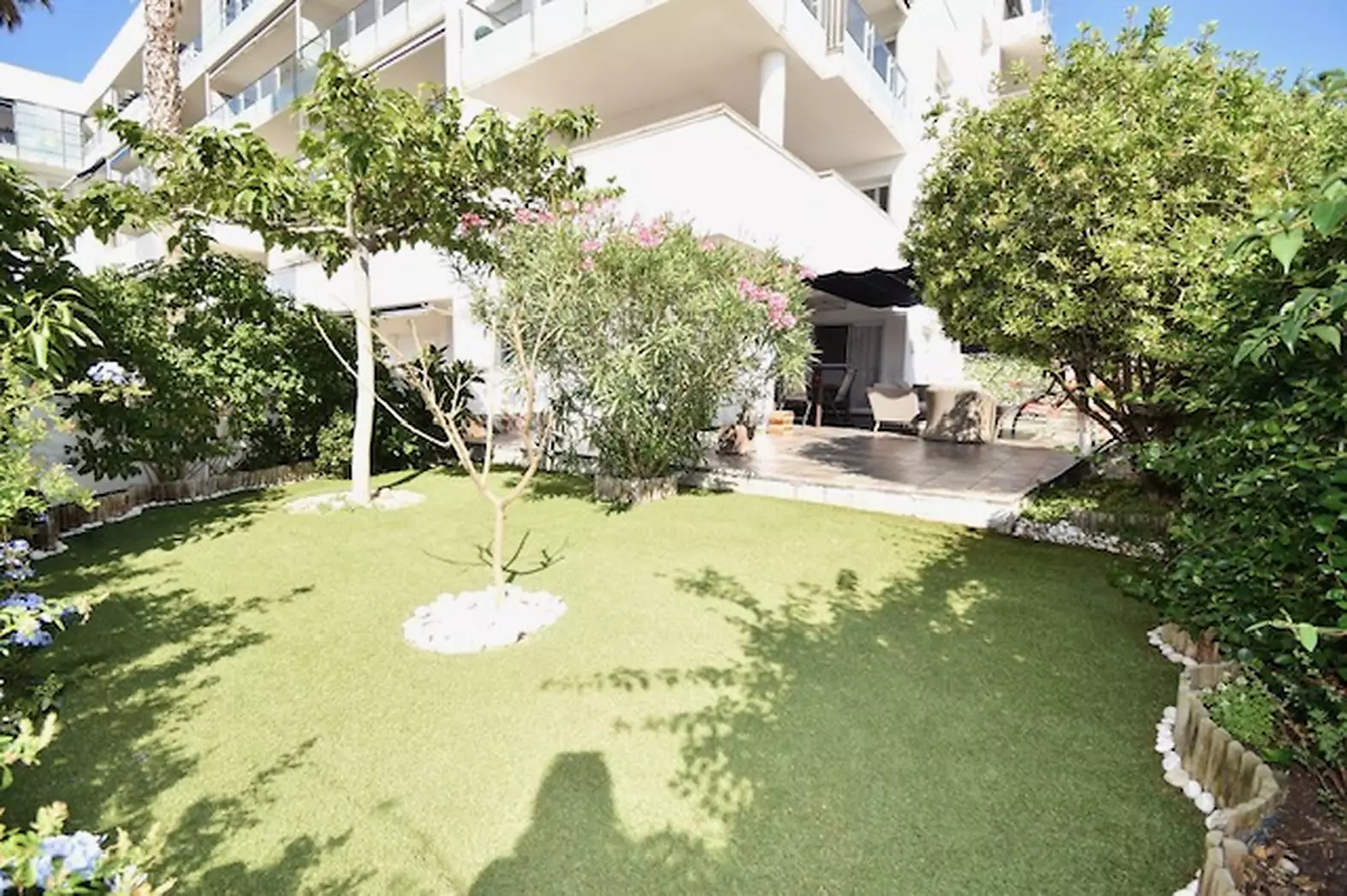 Appartement rez-de-chaussée avec jardin privé et piscine commune à Santa Margarita - Roses