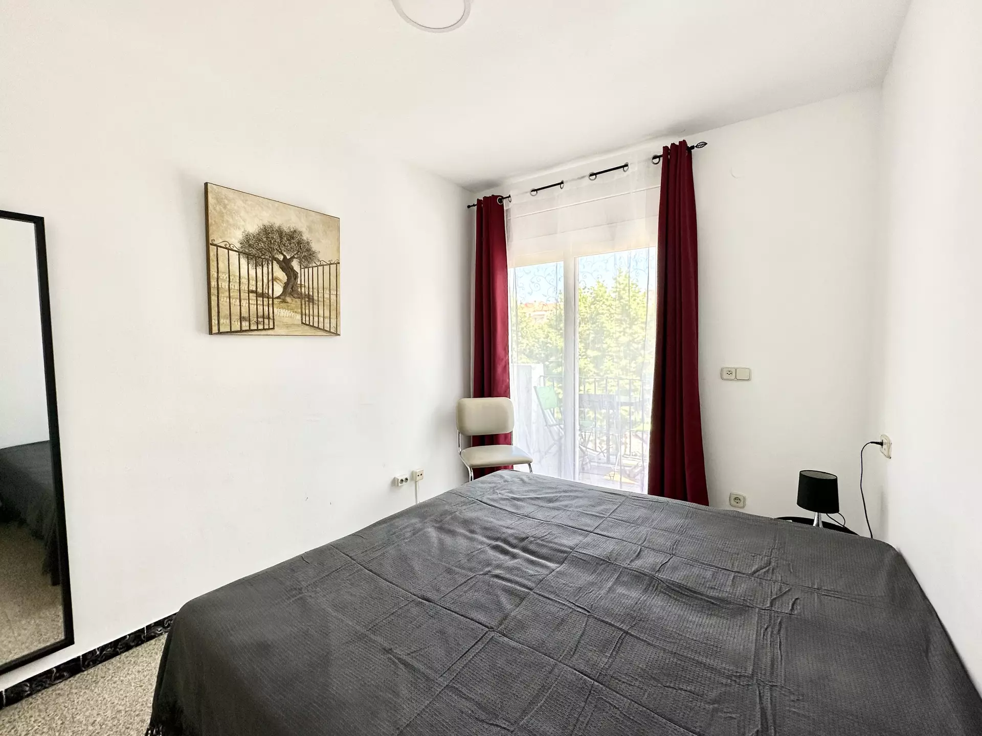 Àmpli apartament en venda al centre d'Empuriabrava