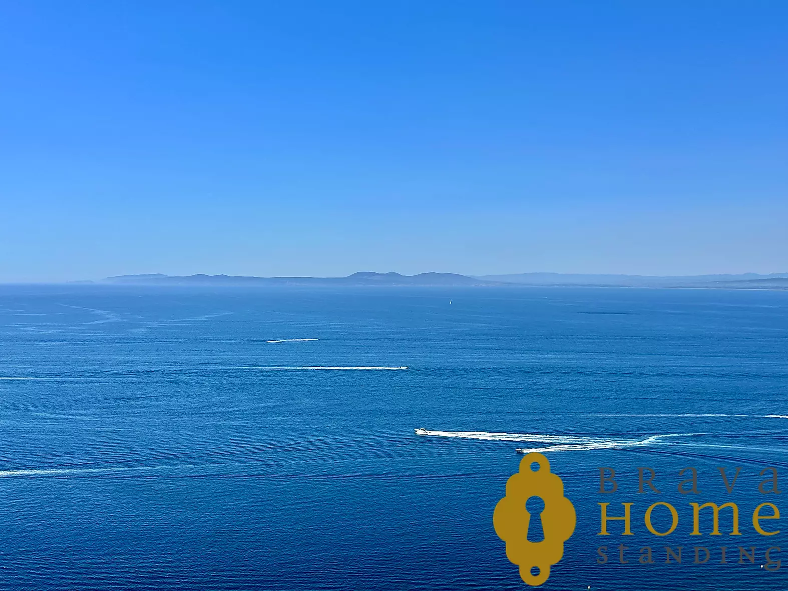 Appartement spectaculaire avec une vue incroyable sur la mer et la Baie de Roses