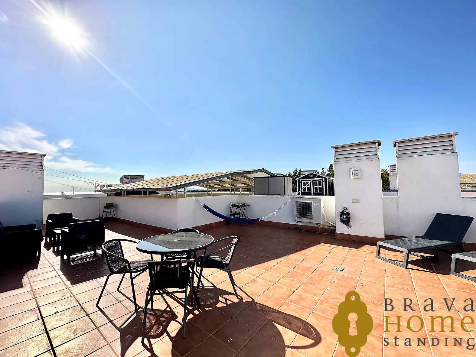 Precioso ático con terraza y piscina, en venta en Rosas - Santa Margarita