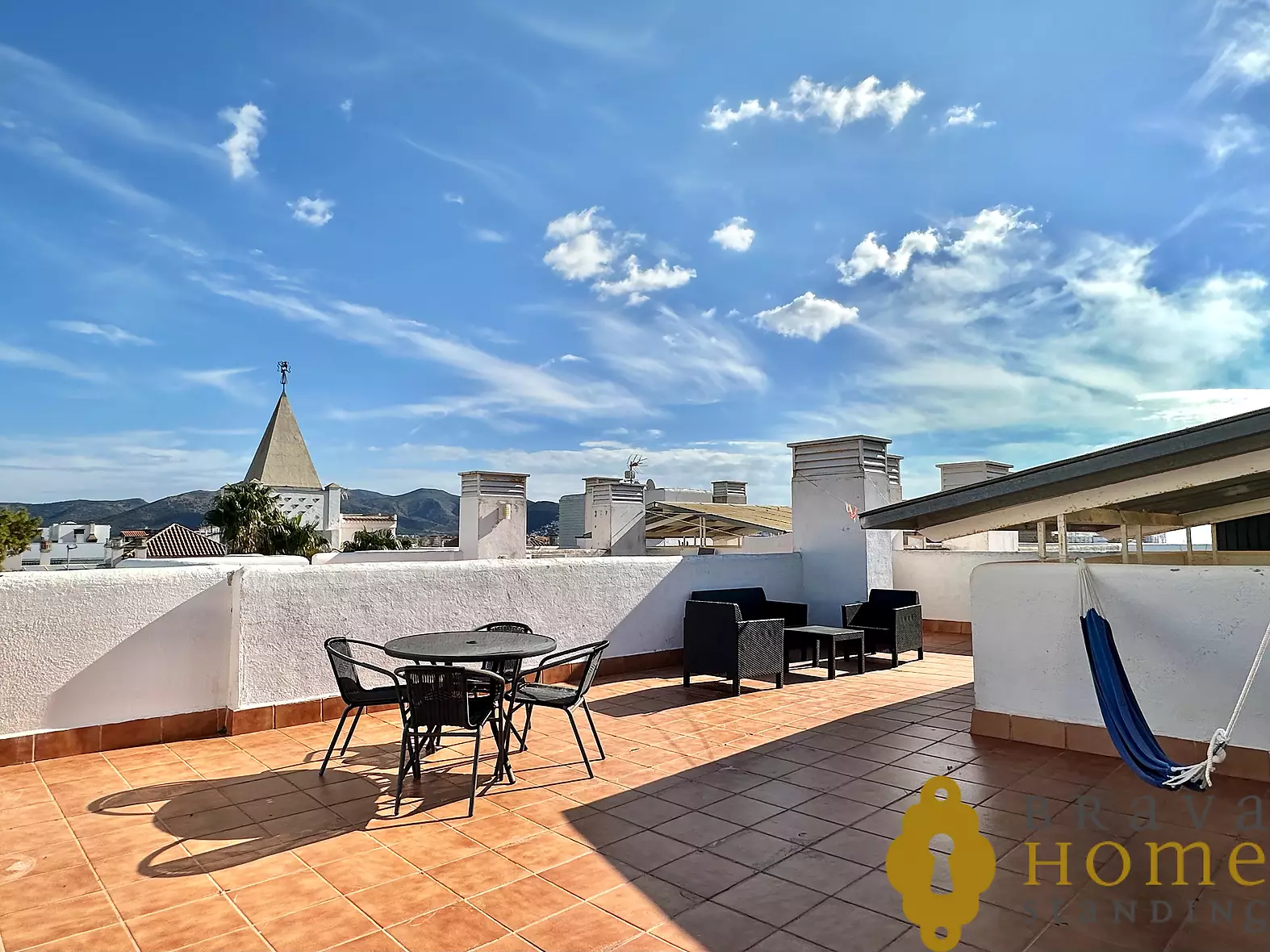 Magnifique appartement penthouse avec splendide terrasse et piscine, à Rosas - Santa Margarita