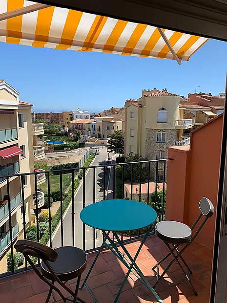 Apartment mit Touristenlizenz und Pool in Empuriabrava-Gran Reserva