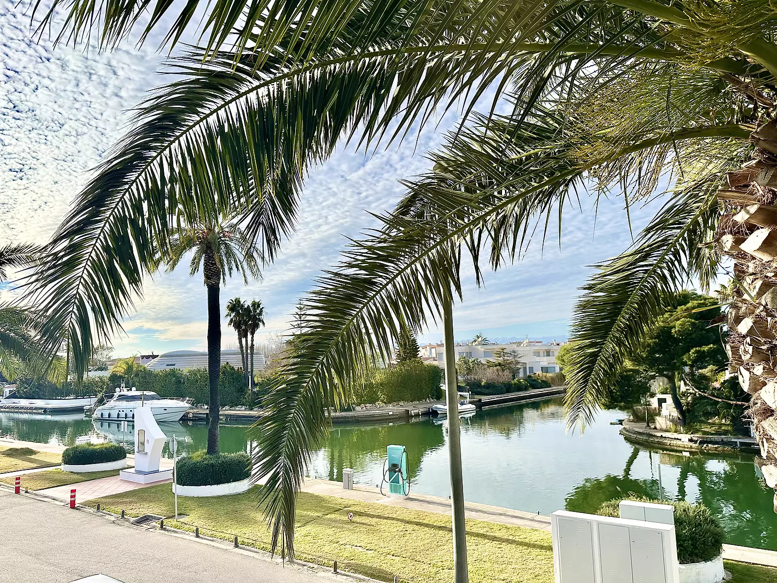 Charmante Wohnung in Strandnähe in Empuriabrava-Poblat Tipic